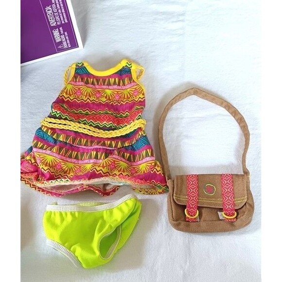 American Girl Doll Lea Clark 18" w/ Outfits & Accessories in Box 2016 Girl Year - Picture 4 of 8